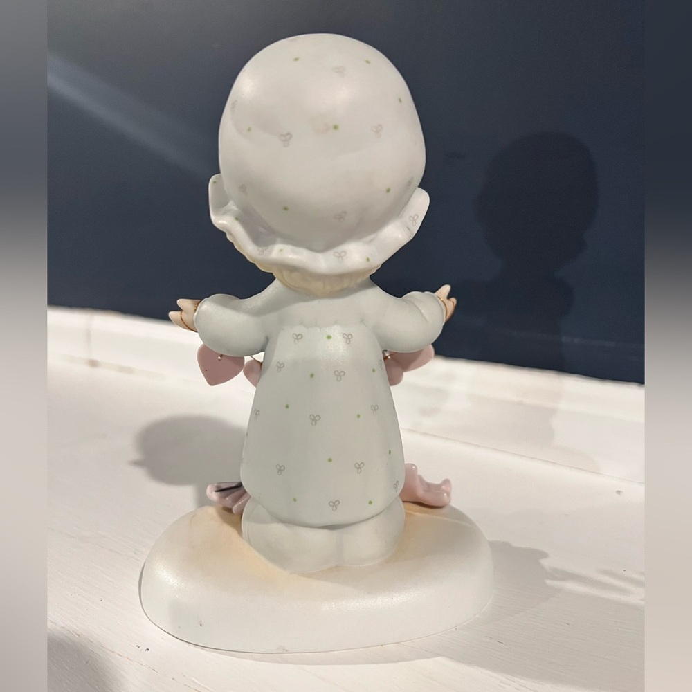 Enesco Precious Moments Figurine with Pink Hearts - Picture 4 of 5